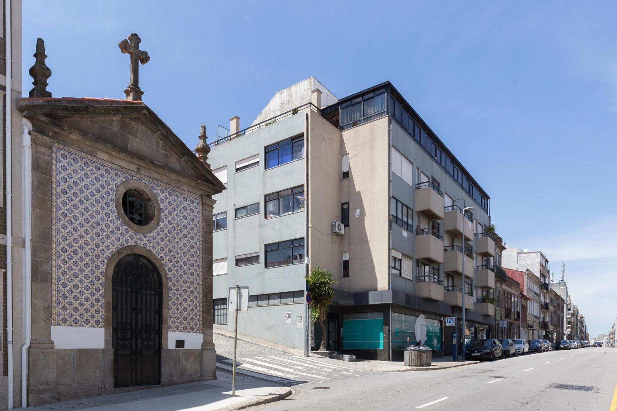 Host Wise - Comfy Bright Flats With Netflix Lejlighed Porto Eksteriør billede